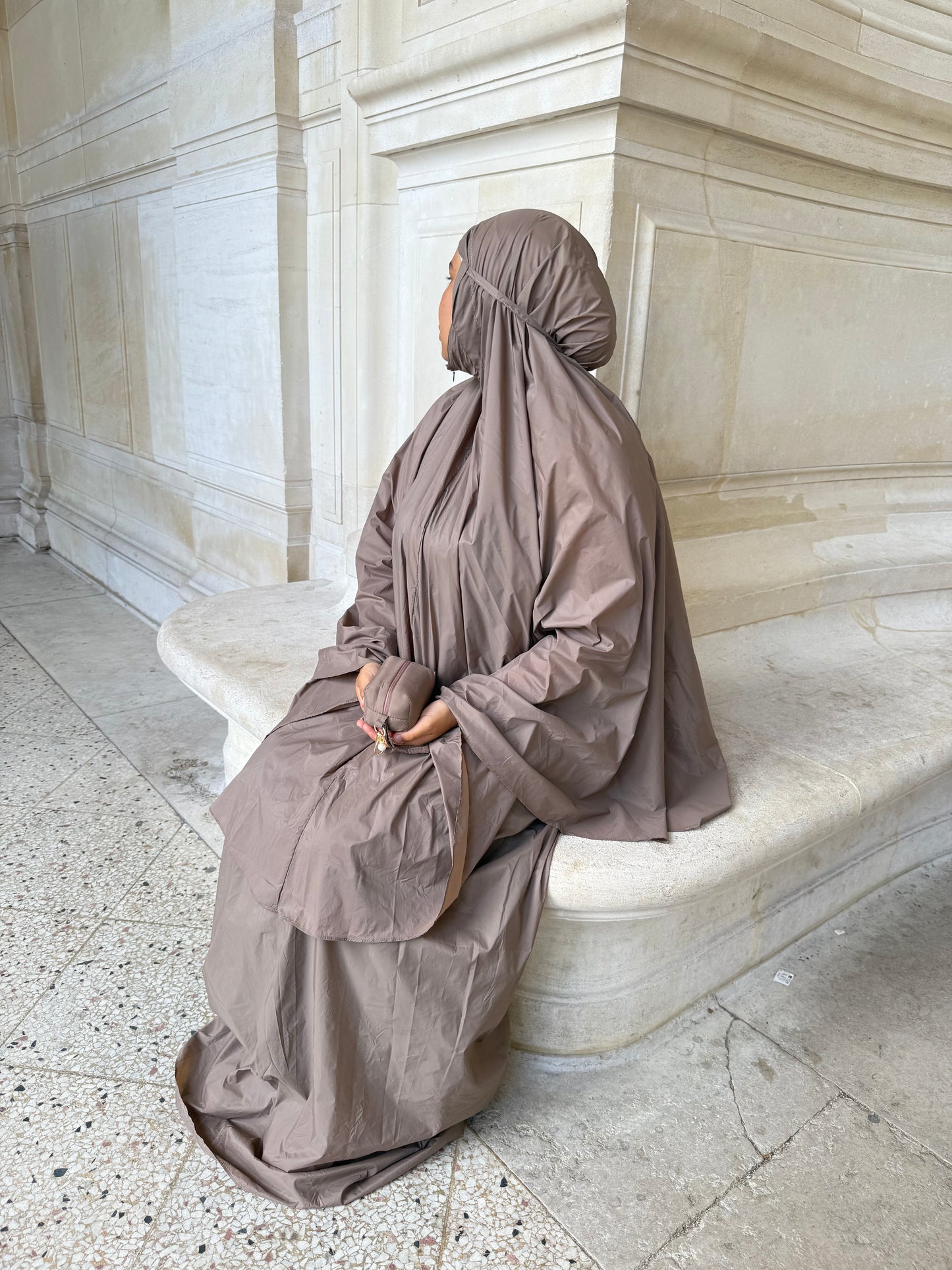 Brown Prayer Set